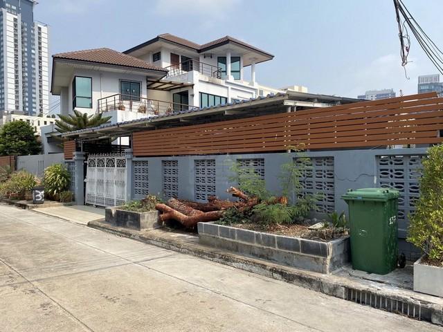 ให้เช่าบ้านเดี่ยวชั้นเดียว 61 ตรว. ย่านห้วยขวาง ประชาราษฏร์บำเพ็ญ10 ใกล้ MRT ห้วยขวาง จอดรถ 4-5 คัน 2