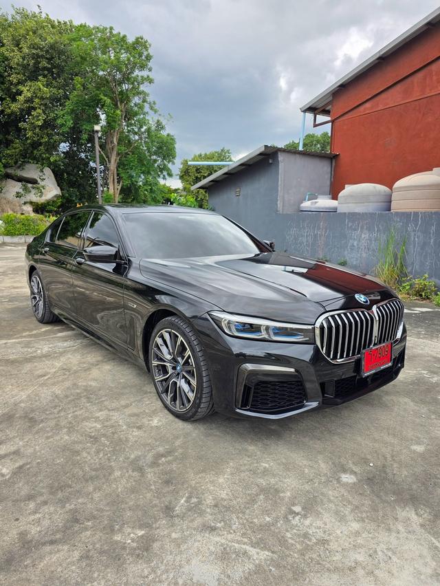 BMW 745Le xDrive M Sport G12 LCI สีดำ ปี 2021 ไมล์ 20,000 กม. รูปที่ 3