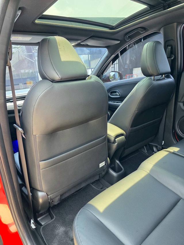 Honda HR-V 1.8 RS Minorchange สีส้ม ปี 2019 ไมล์ 186,000กม. รูปที่ 11