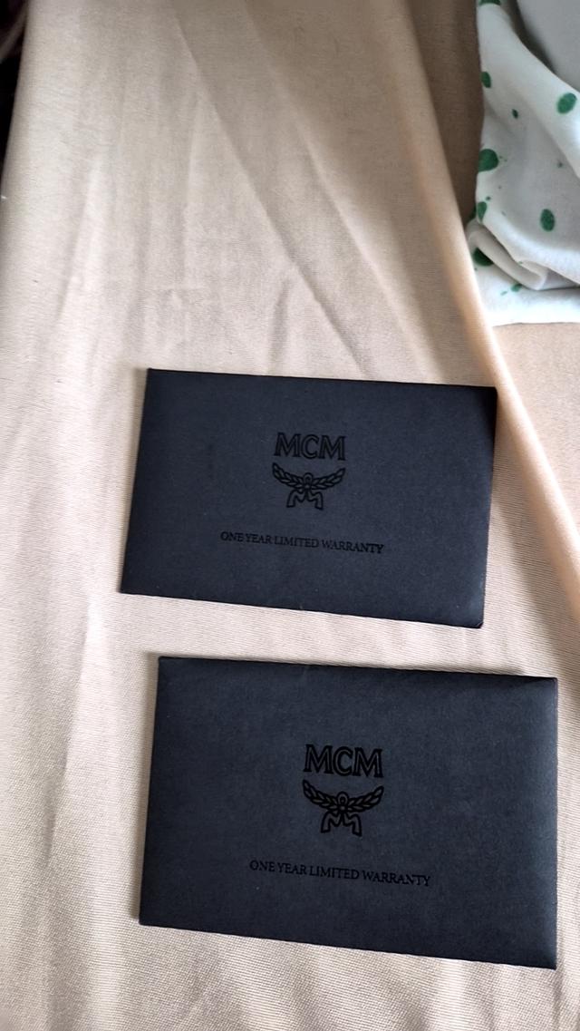 กระเป๋าMCMแท้100% จากเกาหลี มือ2 สภาพนางฟ้า 90% ใช้งานน้อยมาก สินค้ามีอุปกรณ์ ครบตามรูป 14