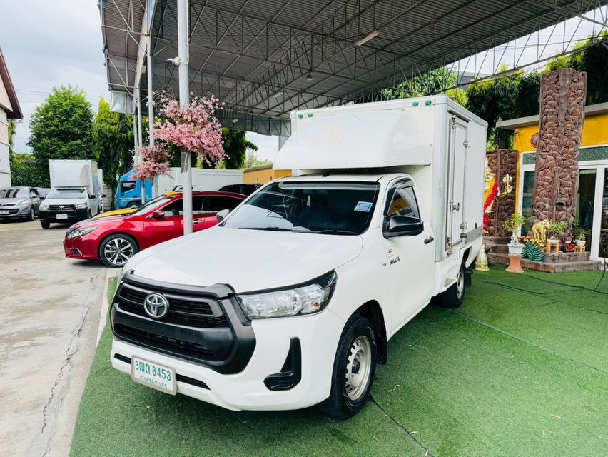 TOYOTA REVO SINGLECAB รุ่น ENTRY เครื่อง2.4cc.เกียร์ธรรม ปี 2022 รถกระบะตู้บรรทุกCARGO-BOX สภาพสวย พร้อมใช้งาน! ไมล์แท้100%คะ