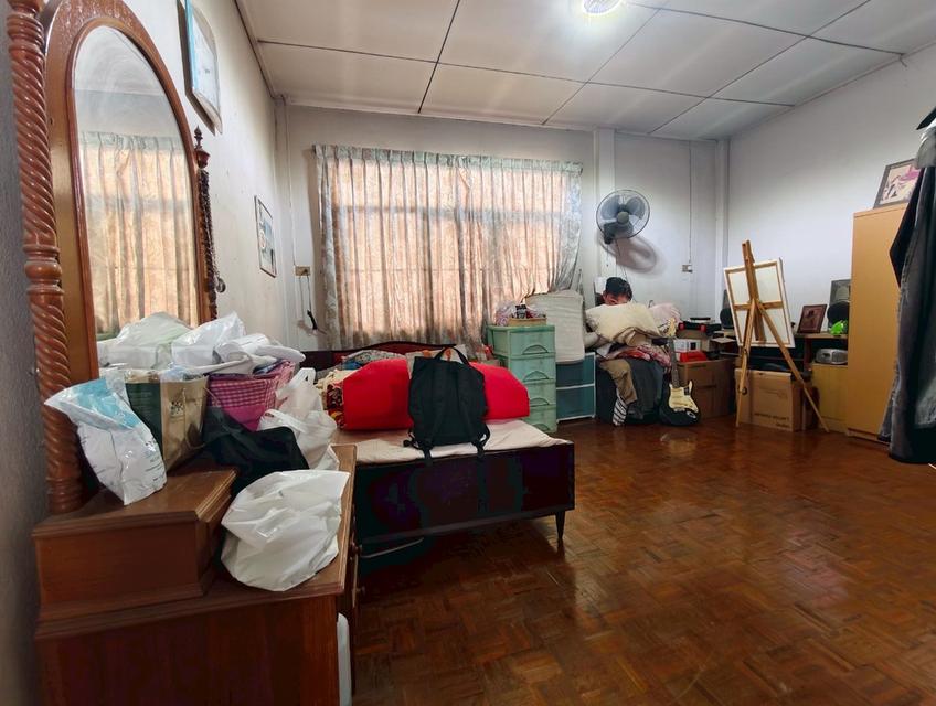 ที่ดินพร้อมบ้าน ซอยเสรีไทย 17 ใกล้สถานีตำรวจนครบาลบึงกุ่ม ถนนเสรีไทย แขวงคลองกุ่ม เขตบางกะปิ กรุงเทพมหานคร 18