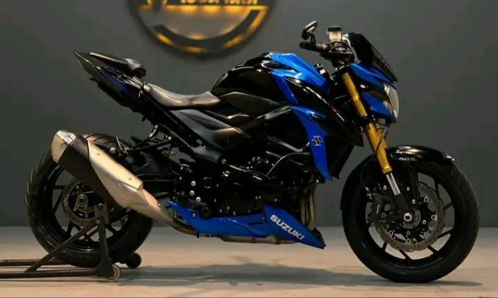 รถสวยพร้อมใช้งาน Suzuki GSX S750 2