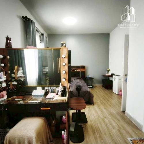 ขายทาวน์โฮม 2 ชั้น หมู่บ้านภัทราวรรณ  บางบัวทอง  ตกแต่งพร้อมอยู่  ( หลังมุม ) 15