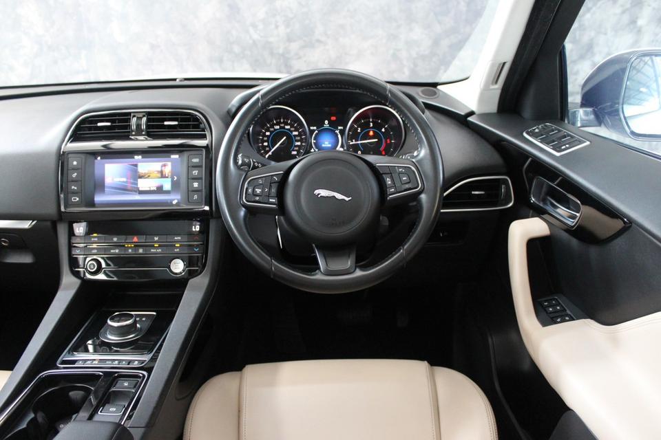 รหัสรถ JRS5315 Jaguar Fpace 2.0 ดีเซลปี 2019 รูปที่ 10