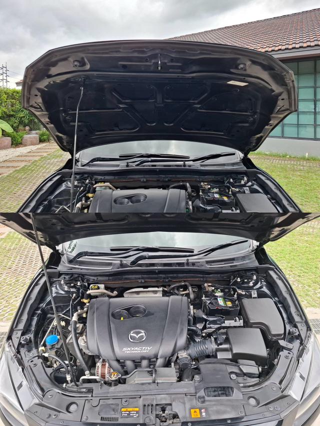 รหัสรถ KN895 MAZDA3 2.0 SP 2017 18