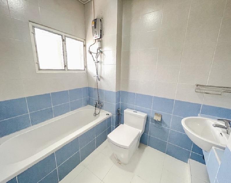 ให้เช่าบ้านเดี่ยว 2 ชั้น / Home Office หลังใหญ่ ซอยรามอินทรา เข้าซอยไม่ลึก ทำเลดีมาก / ปากซอยรถไฟฟ้า เดินได้ 14