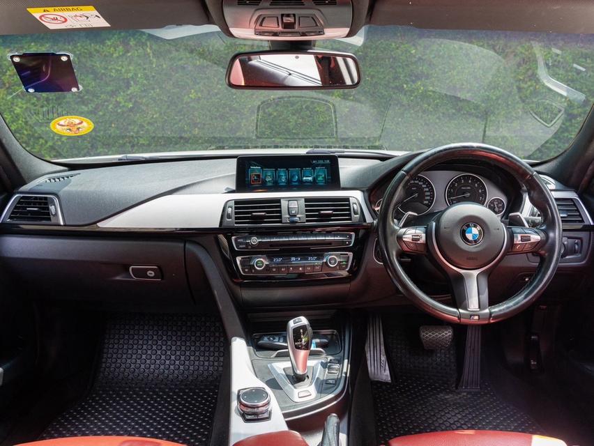 BMW 330e M SPORT | ปี 2017 (พร้อมทะเบียนสวย)มือสอง รูปที่ 10