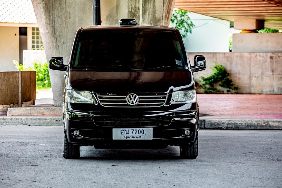 Volk Caravelle 2.0 TDI ดีเซล ปี 2010 สีดำ สวยสภาพดี