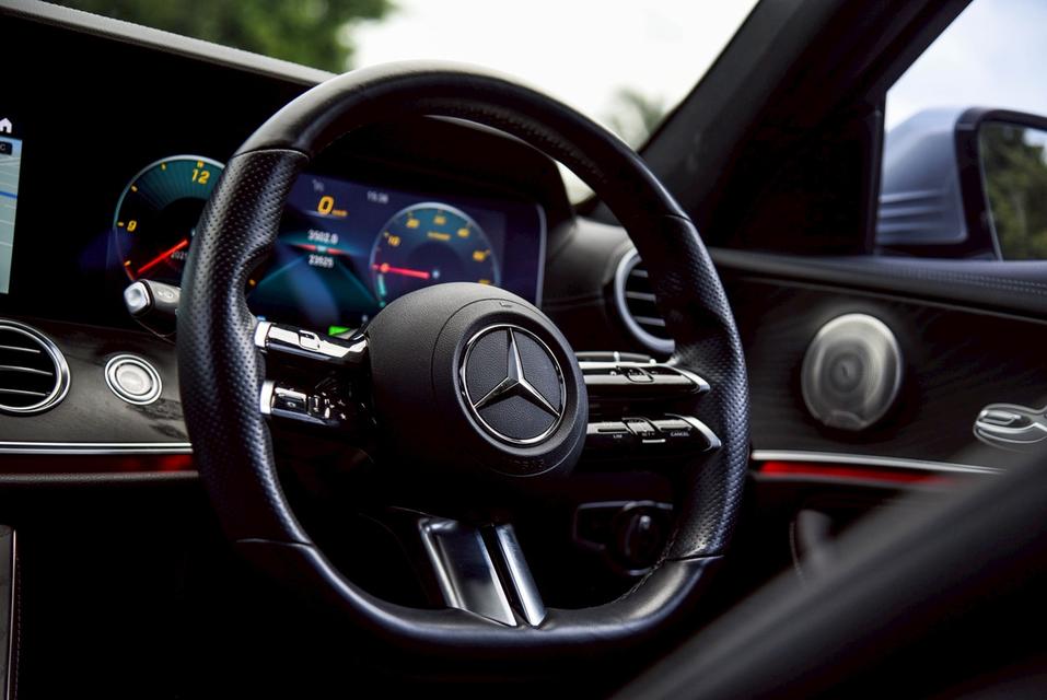 รหัสรถ CBL4245 Mercedes-Benz E300e AMG Dynamic W213 AT 2023 12