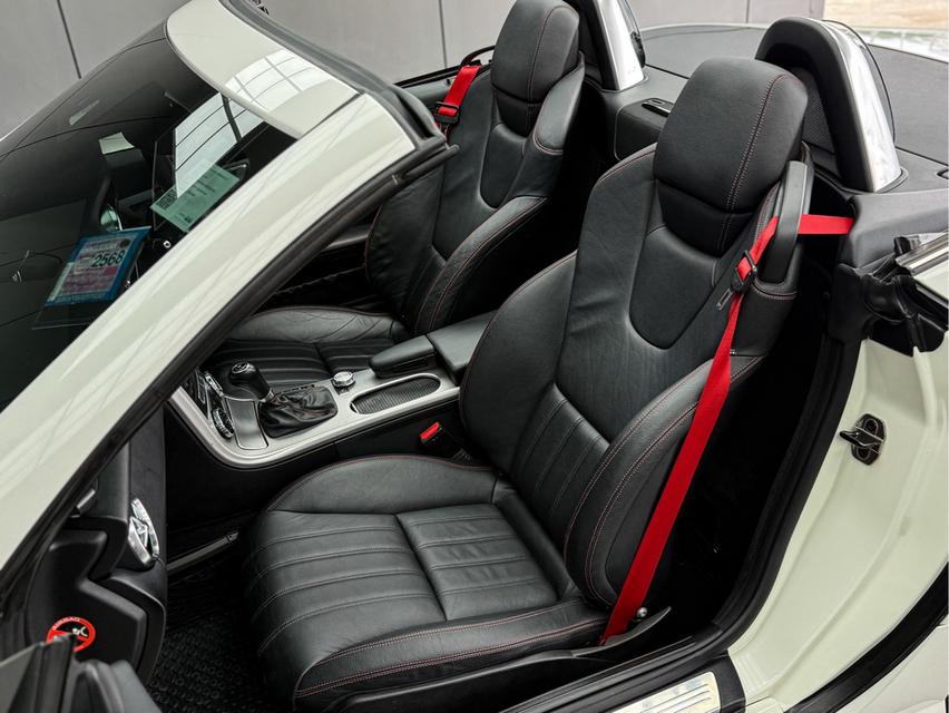 รหัสรถ WRT6414 Benz SLK200 Amg Package 1.8 R172 Convertible AT สีขาวปี2013 14