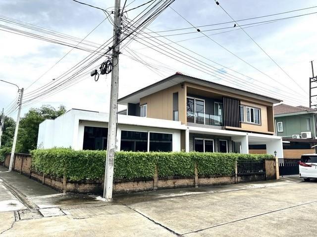 PB5353 ขายบ้านเดี่ยว บ้านสวยตกแต่งพร้อมอยู่ โครงการ โกลเด้น วิลเลจ อ่อนนุช – พัฒนาการ ซอยอ่อนนุช65 เขตประเวศ