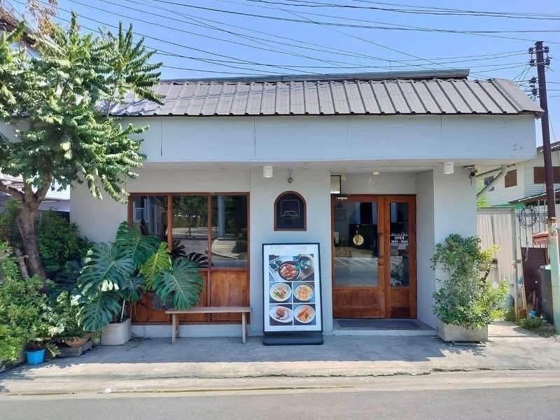 ✨ เซ้งร้านคาเฟ่ สไตล์มินิมอล พร้อมดำเนินกิจการต่อทันที✨📍 ทำเล: ติดโรงเรียนนานาชาติ SISB ธนบุรี (พุทธมณฑลสาย 1 ซอย 9) ทะลุ 1