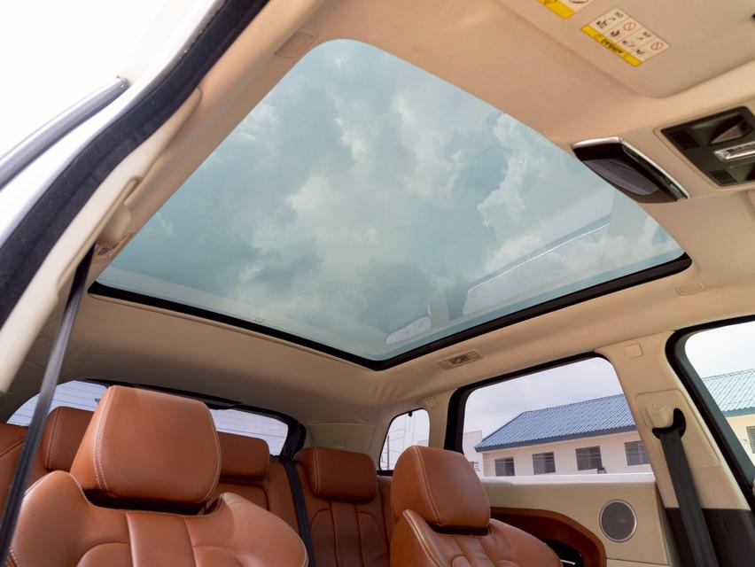 รหัสรถ 12AT4426 LandRover Range Rover Evoque 2.2 SD4 ปี 2012 7