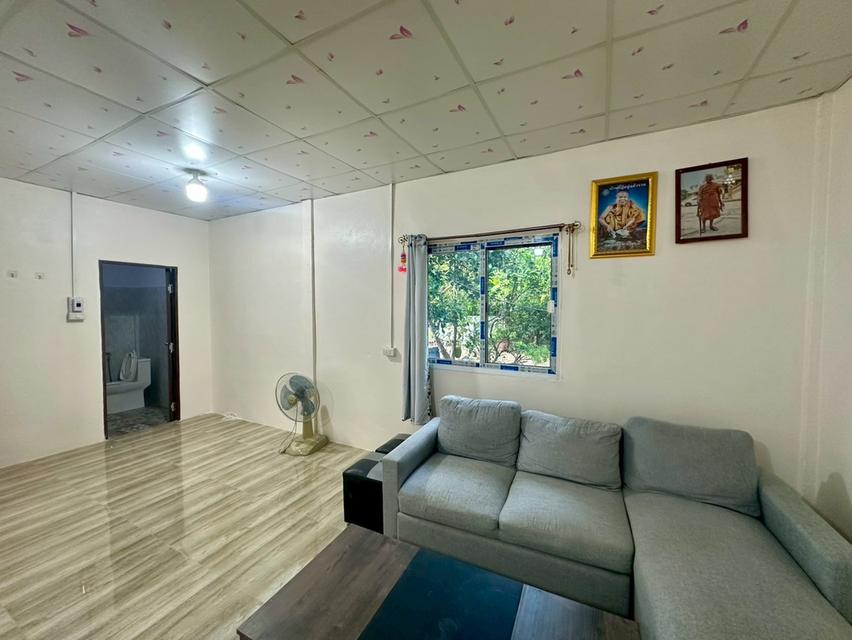 บ้านพึ่งสร้าง  ขาย"ขาดทุน "ใจกลางเมืองปักธงชัย 150 ตร.ว 2.5 ล้านบาท 6