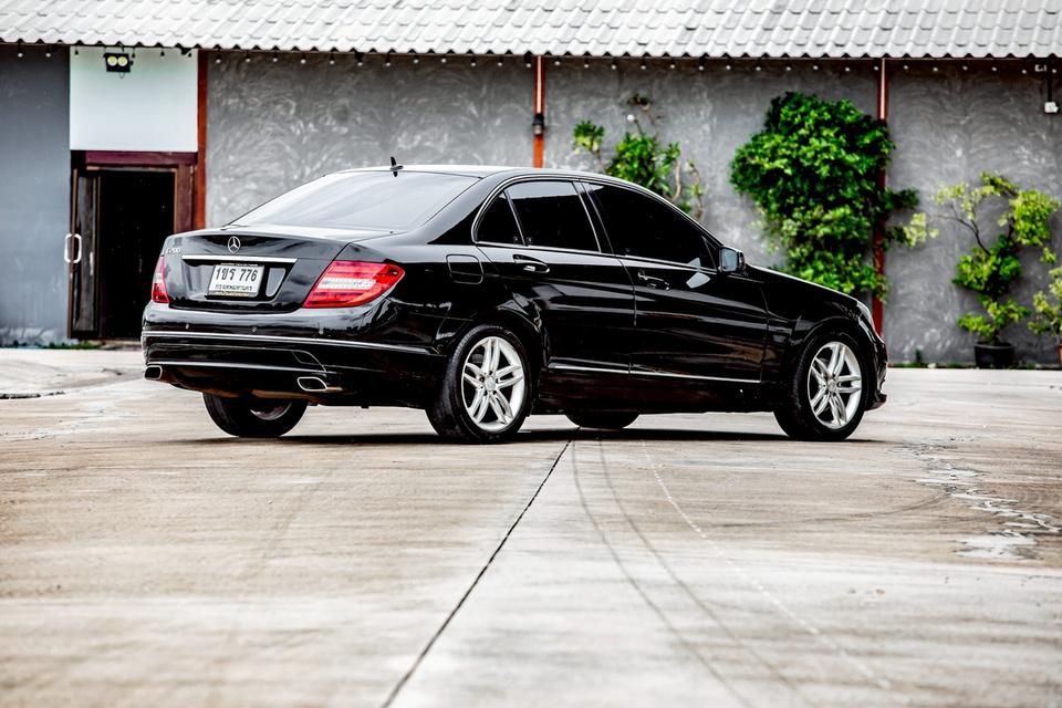 Benz C200 CGI BE สีดำ ปี 2014 มือเดียวป้ายแดง