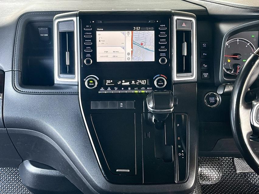 Toyota Majesty 2.8Grande ปี20 7