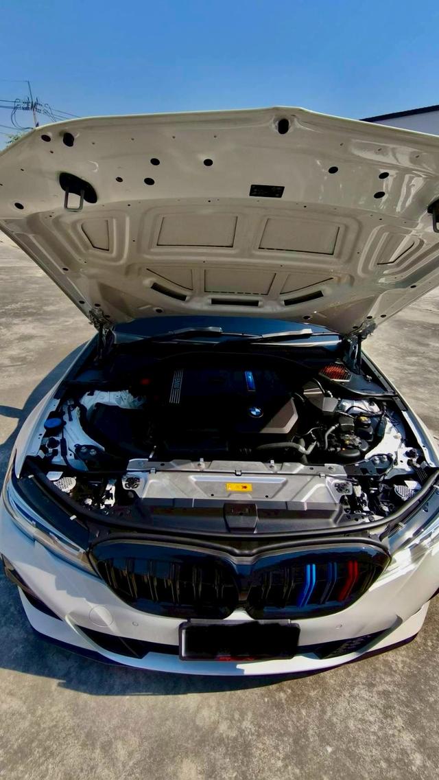 BMW 330e m sport 2020 รูปที่ 16