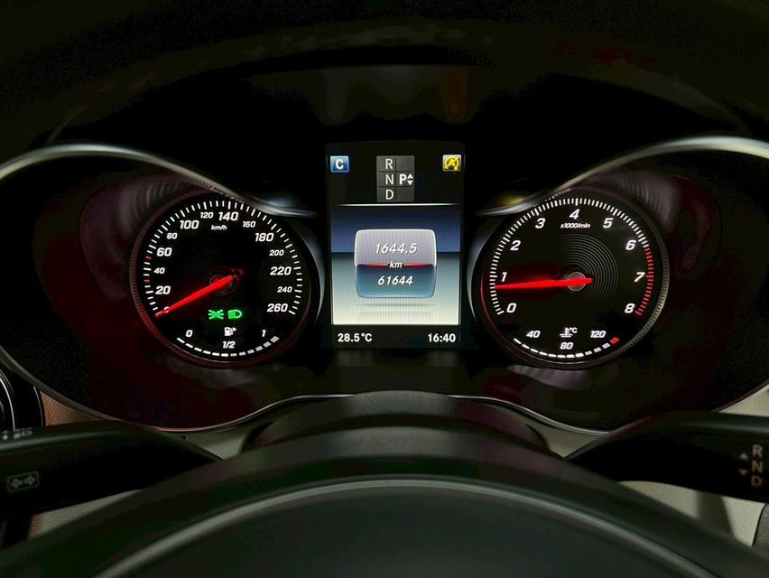 Mercedes Benz C250 Coupe 8