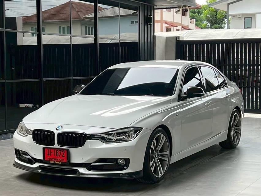 BMW series3 F30 320I SPORT ปี 2014 วิ่ง100000 KM.