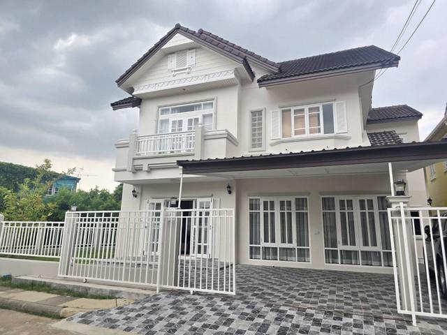 ขายบ้านเดี่ยว รีโนเวทใหม่ หลังมุม Parkway Chalet รามคำแหง 190/1 ใกล้รถไฟฟ้าสถานีรถไฟฟ้าเคหะรามคำแหง 1
