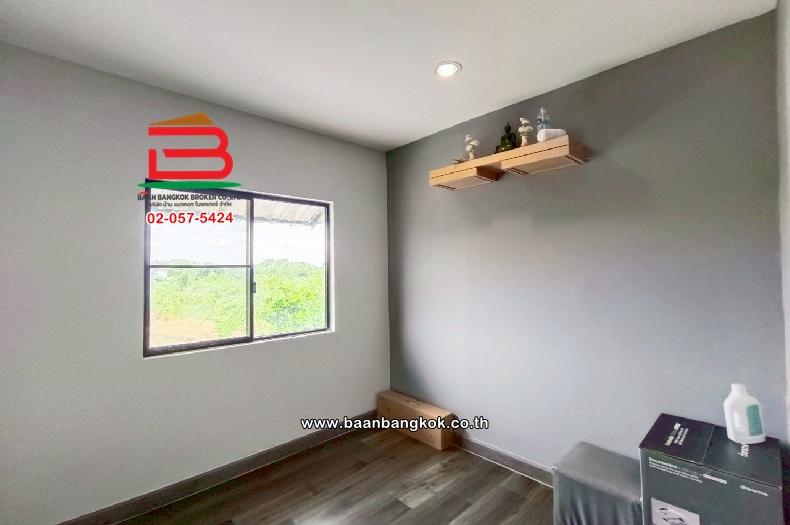 ทาวน์เฮาส์ บ้านพฤกษา 54 เนื้อที่ 28.3 ตร.ว ตำบลบางแม่นาง อำเภอบางใหญ่ จังหวัดนนทบุรี 9