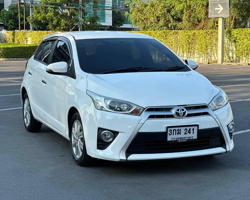 TOYOTA YARIS ECO 1.2 G เกียร์ Auto สีขาว ปี 2014 (TOP) 3