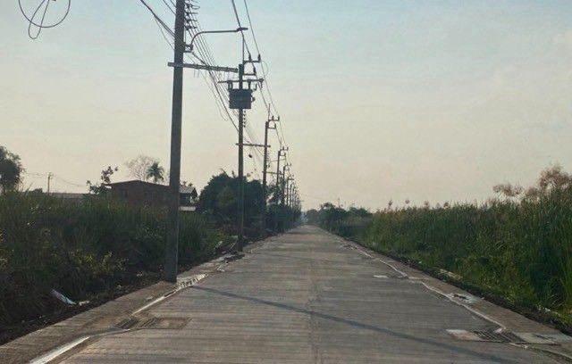 ขายที่ดินเปล่า 300 ตร.ว. ทำเลศักยภาพสูง ซอยคุ้มเกล้า 56  ลาดกระบัง ใกล้สุวรรณภูมิ มอเตอร์เวย์  กรุงเทพกรีฑาตัดใหม่