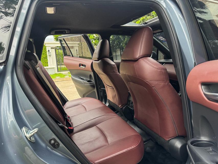 รหัสรถ AVA4185 💚 TOYOTA COROLLA CROSS 1.8 HYBRID PREMIUM SAFETY รุ่น Top มี Sunroof ปี 2020 14