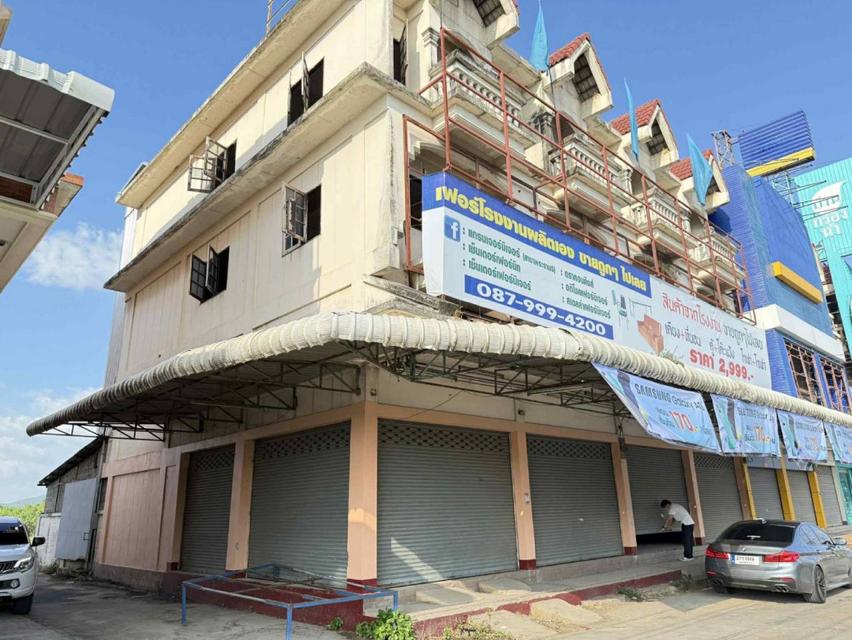 ให้เช่าอาคารพาณิชย์ ตลาดน้อยหน่า ปากช่อง นครราชศรีมา 3.5 ชั้น 120 ตรว 576 ตรม 1