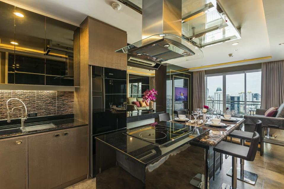 ให้เช่า คอนโด ทางพิเศษเฉลิมมหานคร ด่านเพชรบุรี : 650 ม.  Circle Condominium 72 ตรม 6