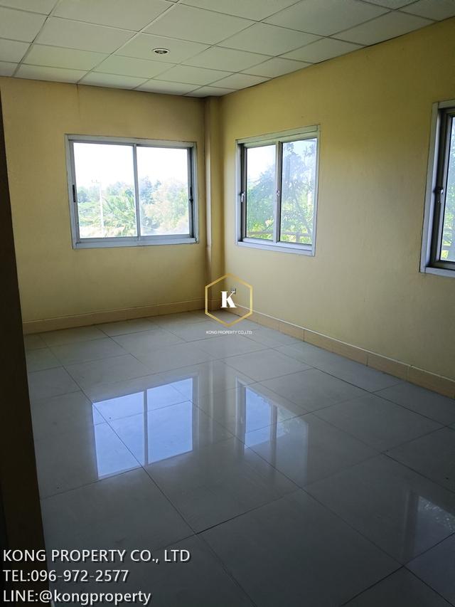 ให้เช่าโกดัง รังสิต คลองหลวง คลอง6 ปทุมธานี พื้นที่ 1,400 ตรม พร้อม เครน 4 ตัว 6