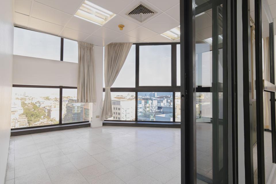 ให้เช่าพื้นที่ออฟฟิศ บนถนนบำรุงเมือง/ สำนักงาน (พื้นที่อยู่ชั้น 7-8 ) ค่าเช่า 40,000 บาท/ชั้น 7