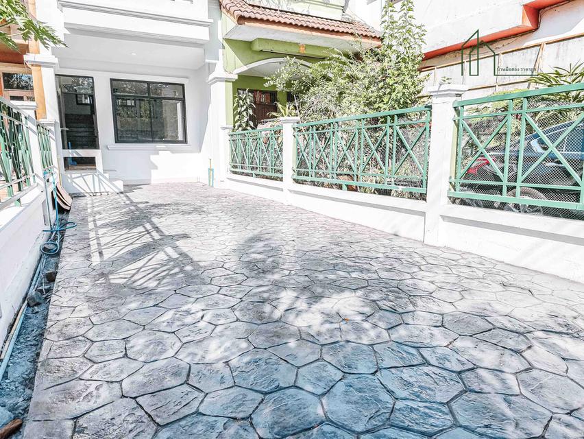 ทาวน์โฮม 2 ชั้นครึ่ง นันทนาการ์เด้น รังสิต – รีโนเวทใหม่ทั้งหลัง หน้าบ้านไม่ชนใคร 2