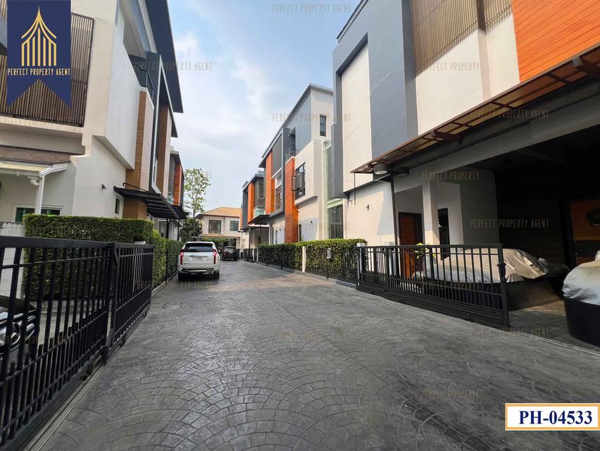 ขาย บ้านเดี่ยว 3 ชั้น สุขุมวิท 69 เอกมัย พระโขนง เดินทางสะดวก พร้อมเฟอร์นิเจอร์ครบครัน หิ้วกระเป๋าเข้าอยู่ได้เลย 2