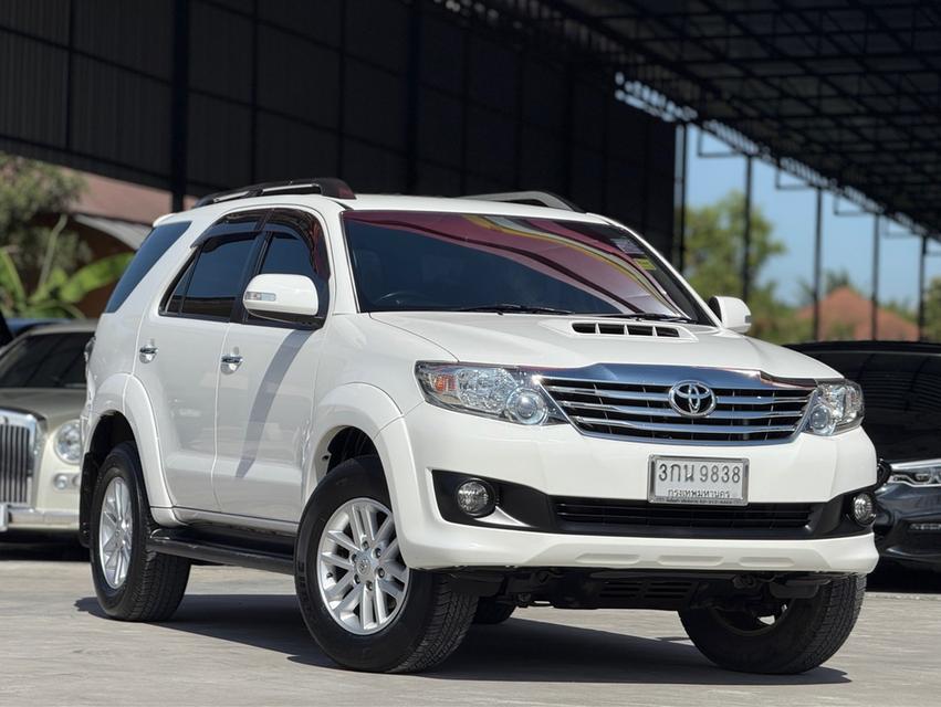 รหัสรถ WRT9838 2014 TOYOTA FORTUNER 2.5 V 18