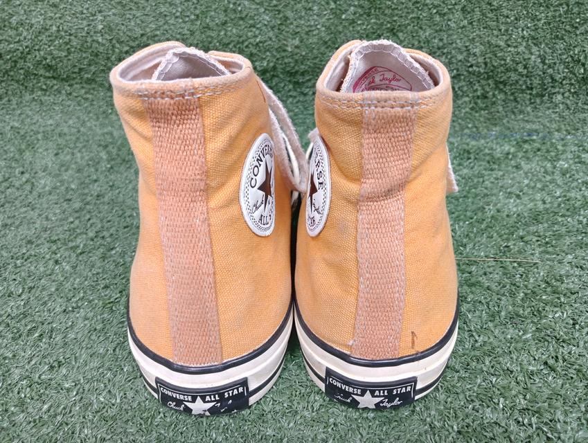 CONVERSE ผ้าใบหุ้มข้อมือสอง สภาพเหมือนใหม่ จัดส่งฟรี!!!เก็บปลายทาง