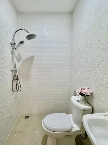 บ้านทาวน์เฮาส์ตกแต่งใหม่ พรประภานิมิตร 24/1 ของแถมทั้งหลัง 4