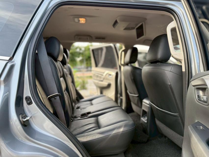 Pajero 2.4 GT Premium  NAVI 2WD ปี2018  สีเทา ดีเซล  11