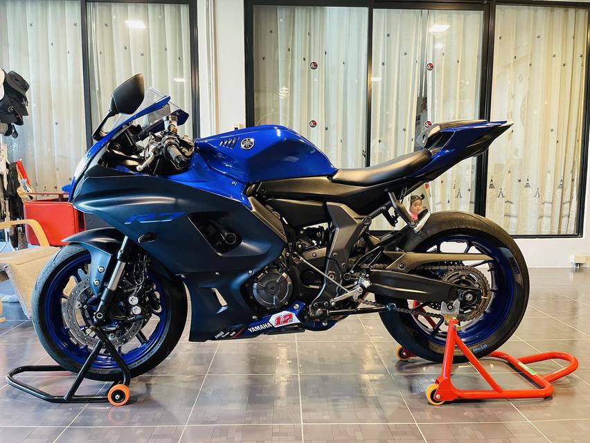 YZF R7/2023 4