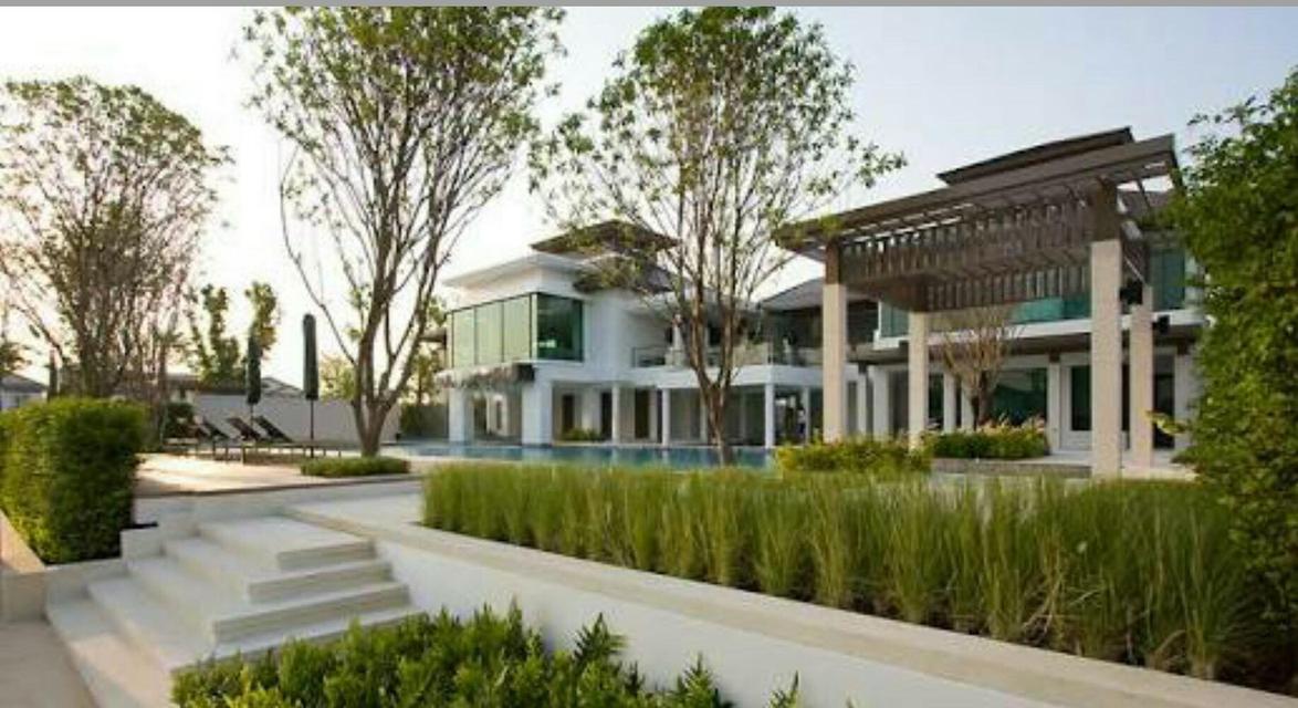 ให้เช่า บ้านเดี่ยว 2 ชั้น หมู่บ้านมัณฑนา พระราม 9 ศรีนครินทร์ ซอยกรุงเทพกรีฑา 7 หลังมุม  2