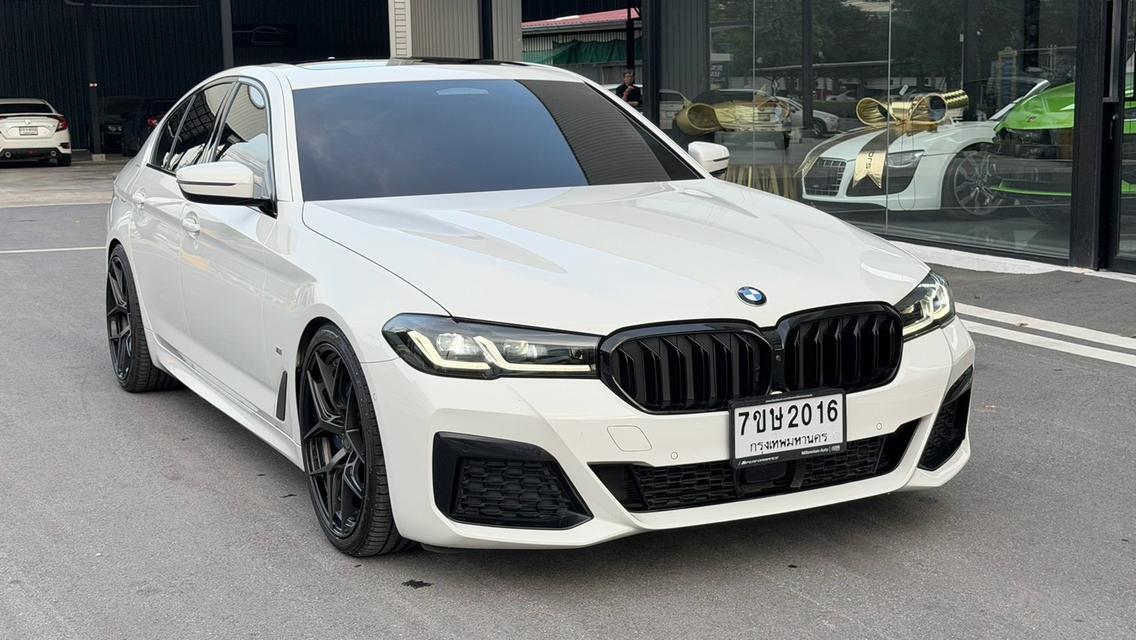 รหัสรถ KPV2016 2021 BMW 530e 2.0 M SPORT LCI