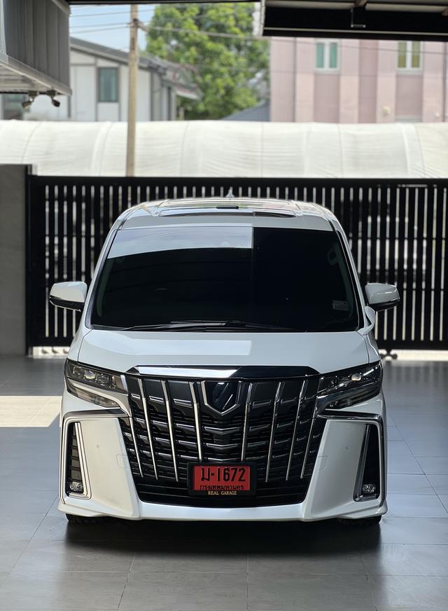 TOYOTA Alphard 2.5 SC Package