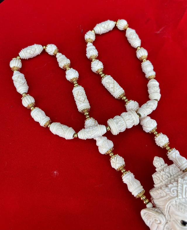 สร้อยงาช้างแกะสลัก สร้อยงาช้างแท้ทั้งเส้น ขนาดยาง14นิ้ว สร้อยคองาช้าง ปลายงาแกะสลัก 12