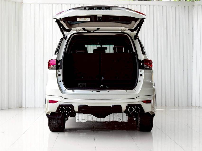 TOYOTA FORTUNER, 2.4 V 2WD ปี 2020 โฉม ปี15-ปัจจุบัน   8