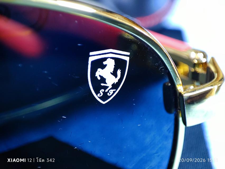 RayBan (คอลเลกชั่นพิเศษ Scuderia Ferrari) รุ่น RB8313-M (รหัสสี F008/71) เป็นแว่นทรงนักบิน (Aviator)กรอบสีทองเลนส์สีเขียวคลาสสิค เป็นเลนส์กระจก G-15 รูปที่ 5