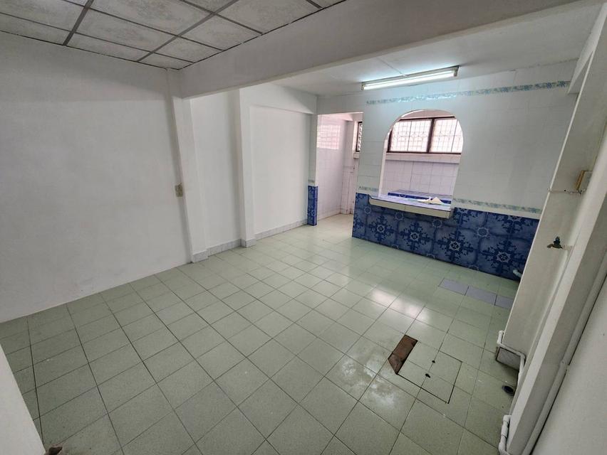 ขาย ทาวน์เฮ้าส์ 2 ชั้น หมู่บ้านพจนานันท์ ซอยนนทบุรี 20 13