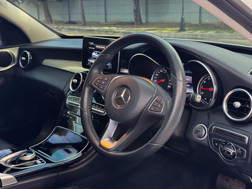 รหัสรถ AVA6292 📌 Benz C200 AMG เบนซินล้วน w205 ปี 2016  9