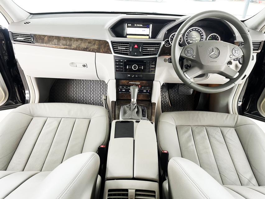 Mercedes-Benz E200 CGI 1.8 W212 Elegance (ปี 2010) Sedan AT 3