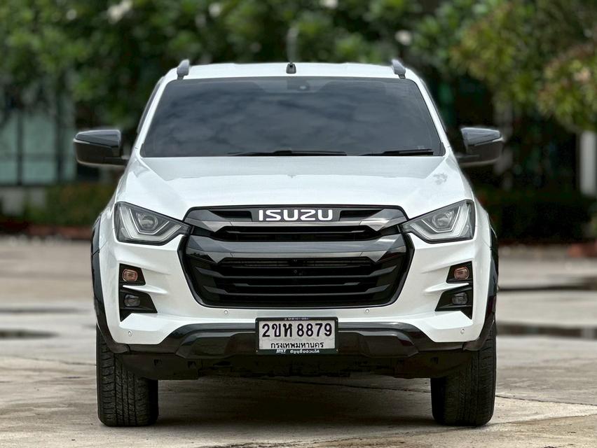 รหัสรถ PAT8879 ISUZU D-Max 3.0V Cross Cab4 (4WD)  เกียร์ออโต้ ปี 2022